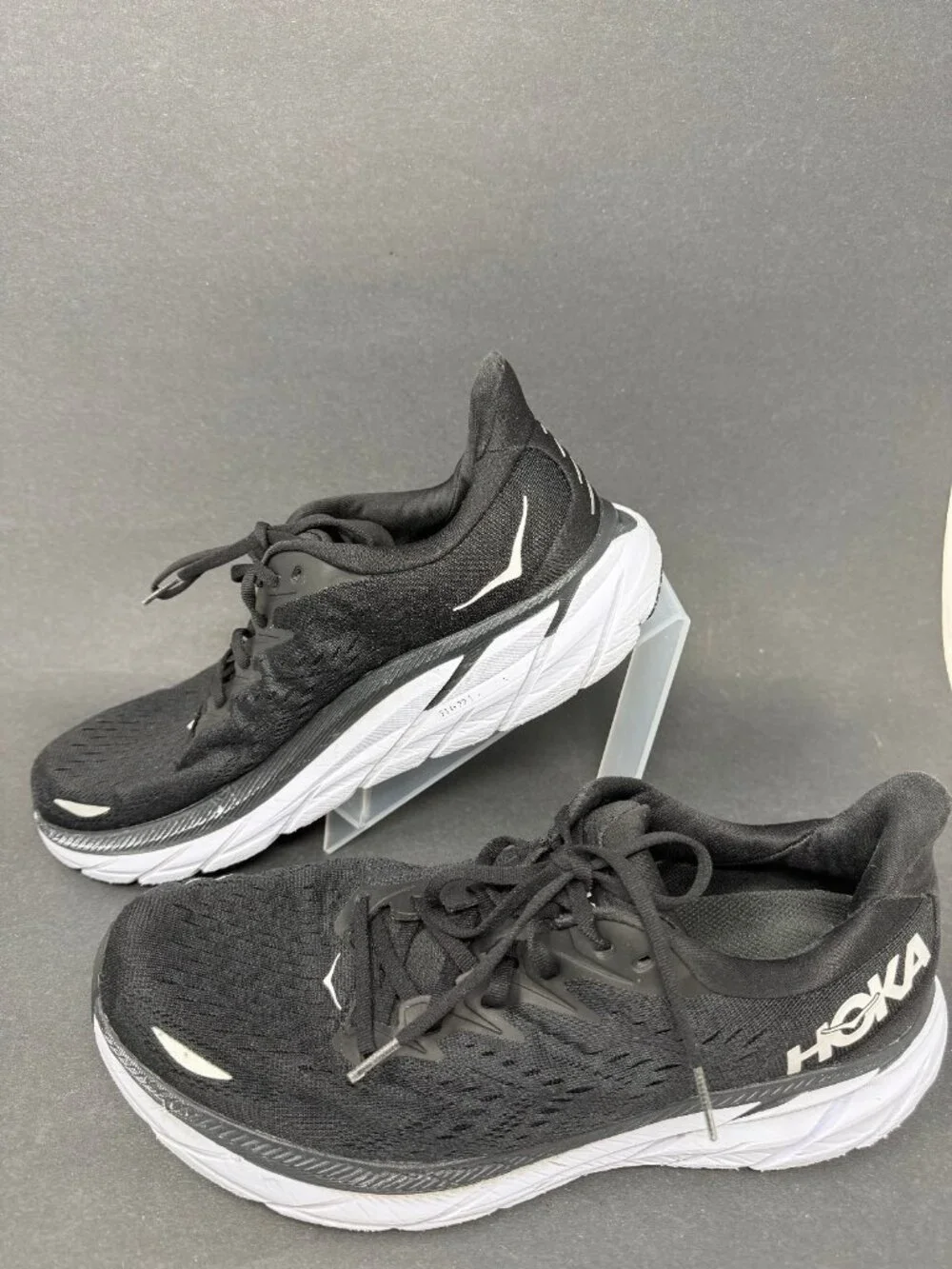 Hoka One One Clifton 8 Black White Athletic Running Shoes 1119393 Mens 11 D